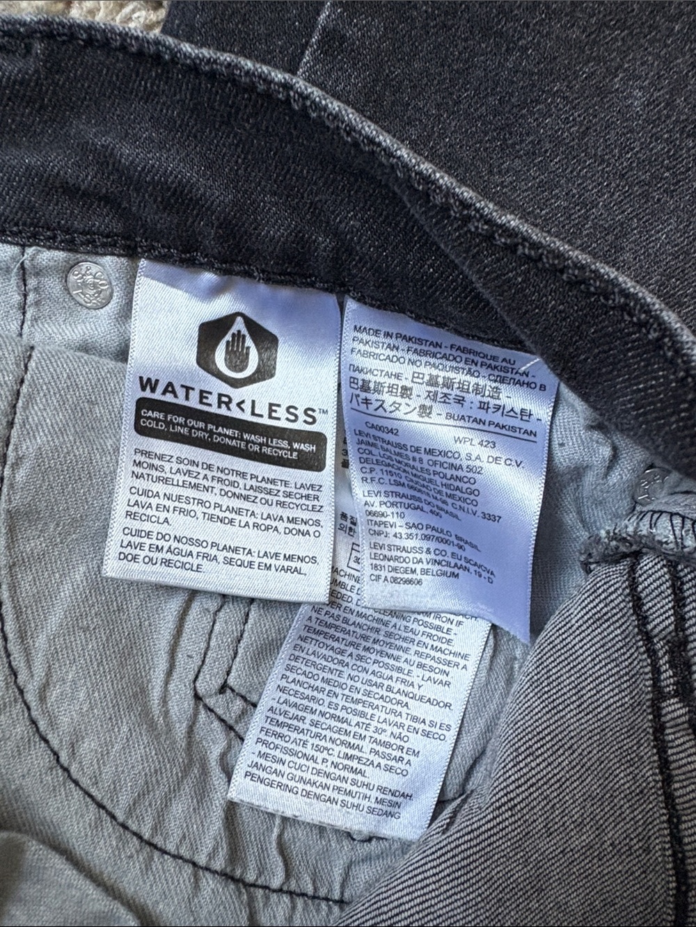 Levi's 511 Straight Black Wash Men's Jeans 32X36 - Picture 5 of 8